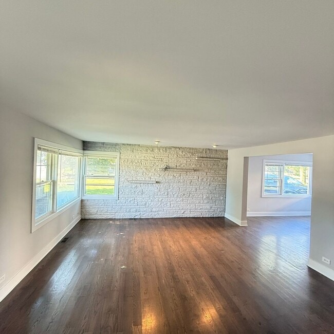 Photo - 4240 Gilbert Ave Unit 4244