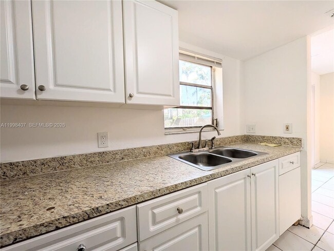 Photo - 58 SW 14th Terrace