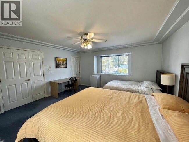 Photo - 4864 Watling St