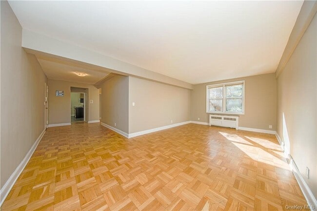 Photo - 1133 Midland Ave Unidad 1F