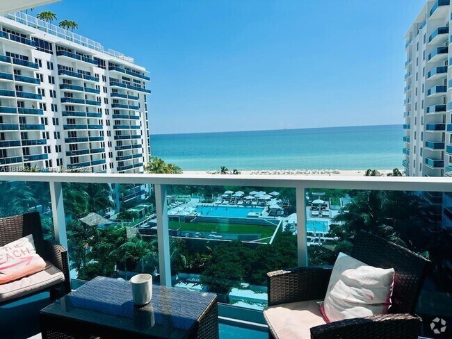 Building Photo - 2301 Collins Ave Unit 1025 Rental