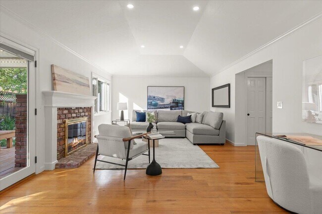 Photo - 1028 Clark Ave