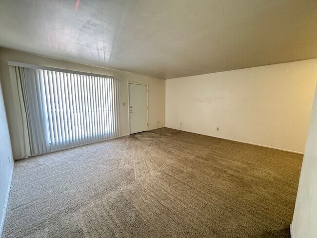 Photo - 201 W Lincoln Ave Unit 2