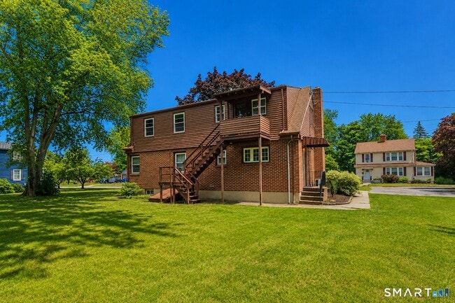 Photo - 7 Olson Ave