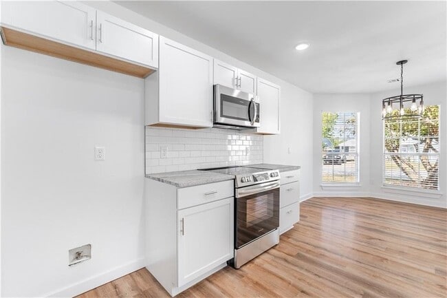 Photo - 1209 Spring St