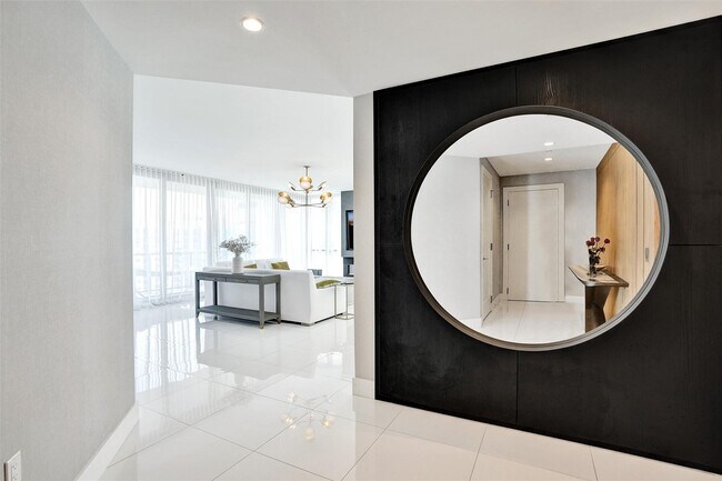 Photo - 100 E Las Olas Blvd Unit 2701