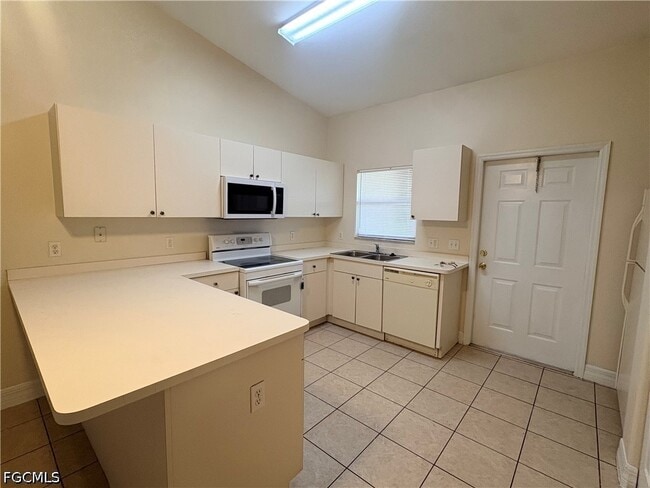 Photo - 1713 SW 33rd Terrace