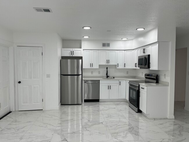 Photo - 2801 45th St S