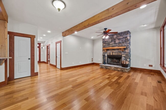 Photo - 2171 Briarwood Cir