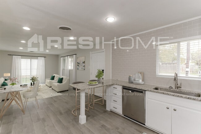 Photo - 1507 Granbury St