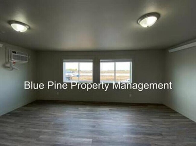 Photo - 5850 Freedom Rd