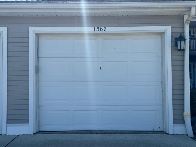 Photo - 1567 Weatherstone Dr