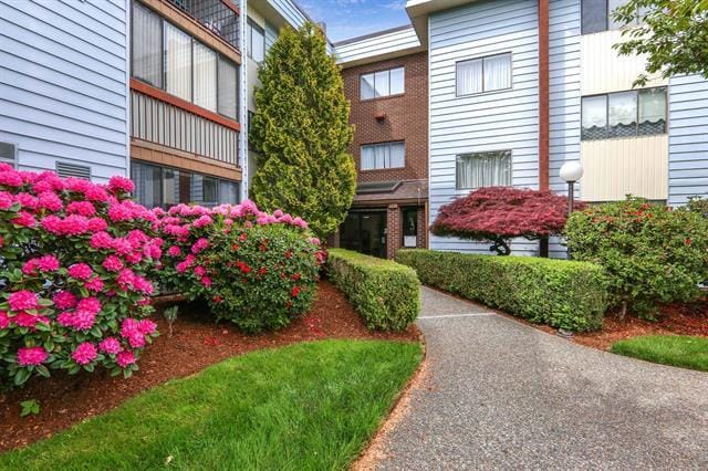 Building Photo - 2279-2279 McCallum Rd