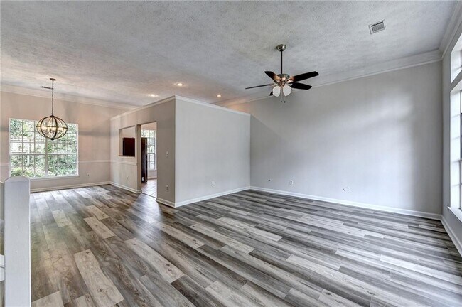 Photo - 10850 Mortons Cir