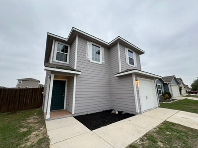Photo - 3-Bedroom Home in Southeast San Antonio with Spacious Backyard & Open Layout
