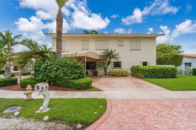 Building Photo - 12845 SW 49th Terrace Rental