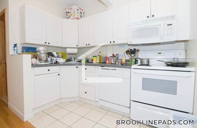 Photo - 1801 Beacon St Unidad 5