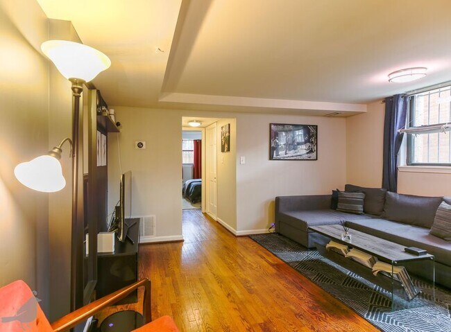 Photo - 1661 Park Rd NW