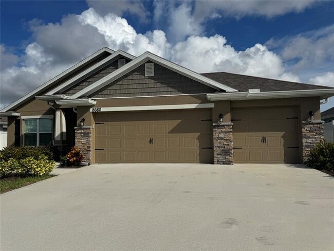 Photo - 8680 Pavia St