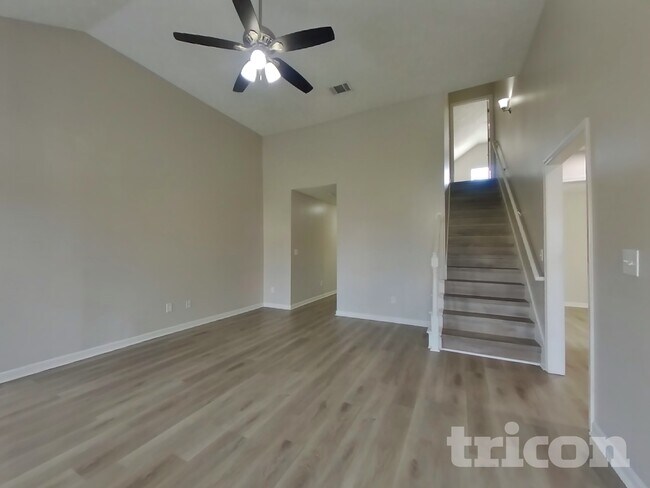 Photo - 2023 Fiona Way