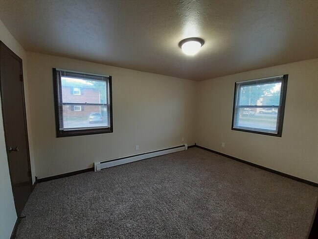 Photo - 535 Spinnaker Ln