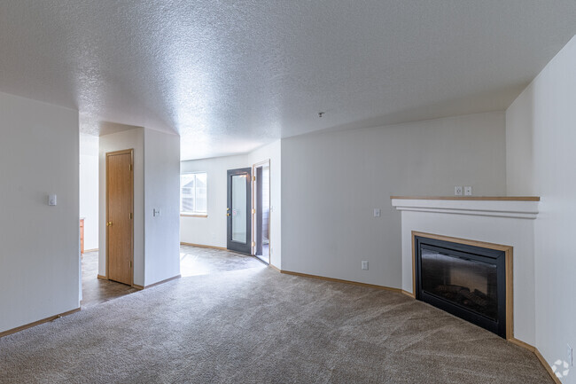 2BR, 2BA - 925SF - Powell Street Station Apartments