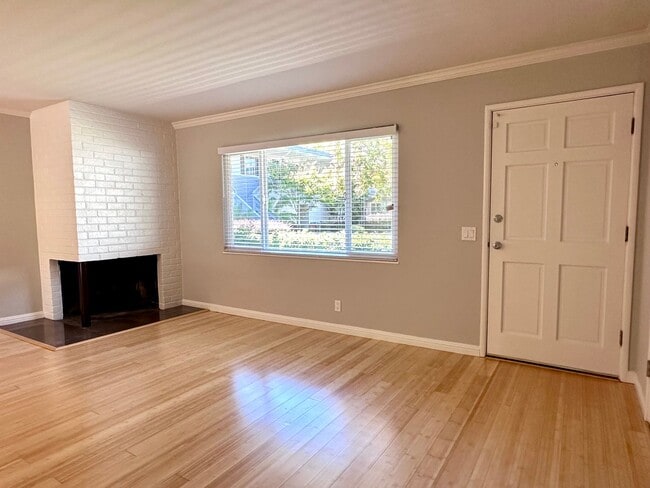 Photo - Noel Court Apartments