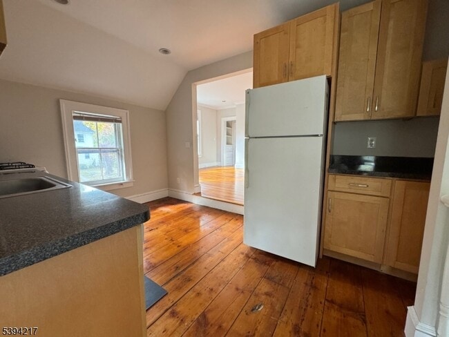 Photo - 127 Midland Ave