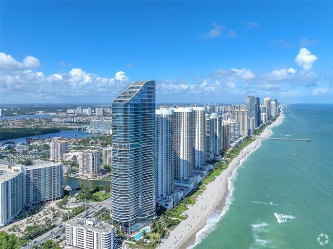 Building Photo - 15701 Collins Ave Unit 1504 Rental