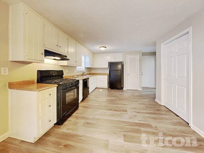 Photo - 5577 Mountain Park Way