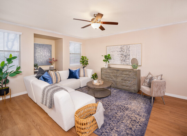 Photo - Villas On Hampton Avenue