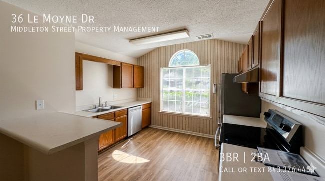 Photo - 36 Le Moyne Dr