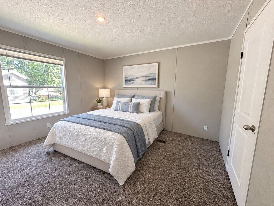51 Canal Dr