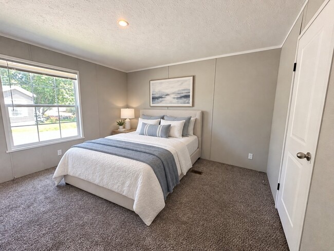 51 Canal Dr