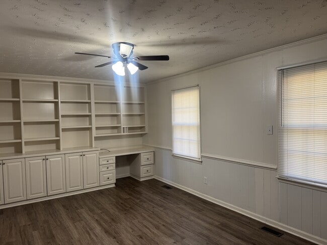 Photo - 317 Forest Grove Ave