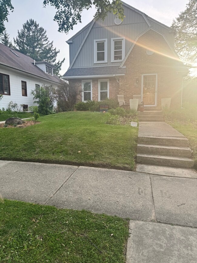 Photo - 963 N 70th St Unit 965
