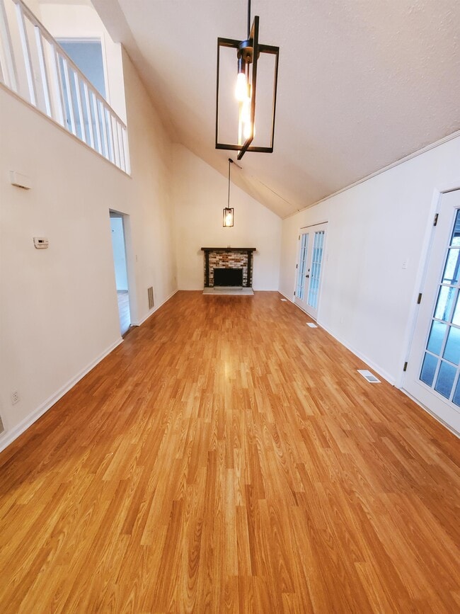 Photo - 118 Nature Creek Trail