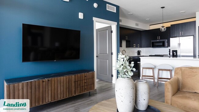 Photo - 221 Main St N Unidad 1605.1411065