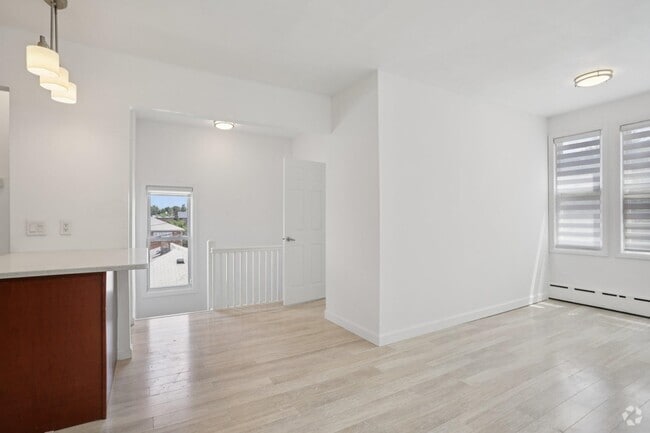 Building Photo - 9021 Smith Ave Unit 2 Rental