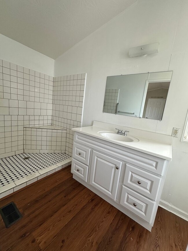 Photo - 2 Bed, 2 bath