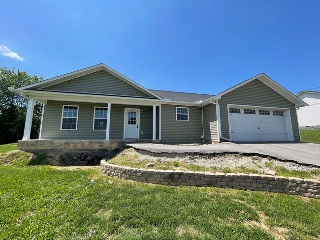 Single Family Home in White Pine TN - Single Family Home in White Pine TN