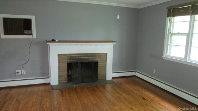 Photo - 19 Fenmore Dr