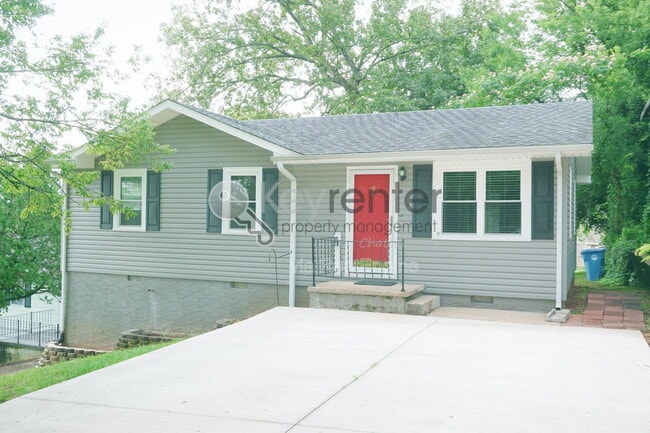 Photo - 1024 Garnett Ave