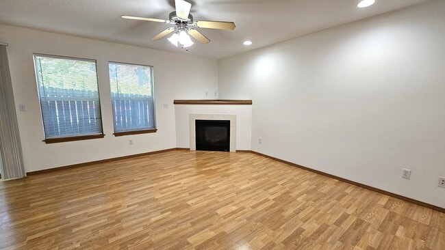 Photo - 8102 NE 36th Ct