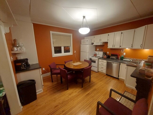 Photo - 17 Walshs Sq