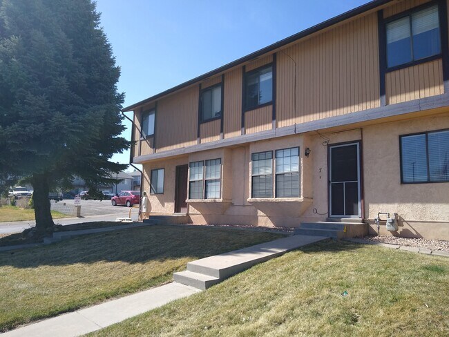 Building Photo - 171 College Way Rental