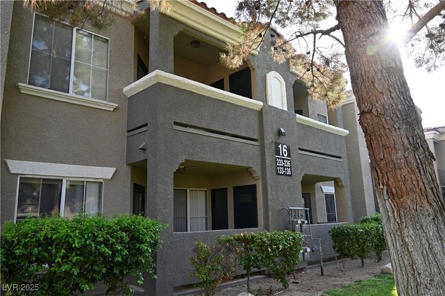 Building Photo - 10245 S Maryland Pkwy Unit 234