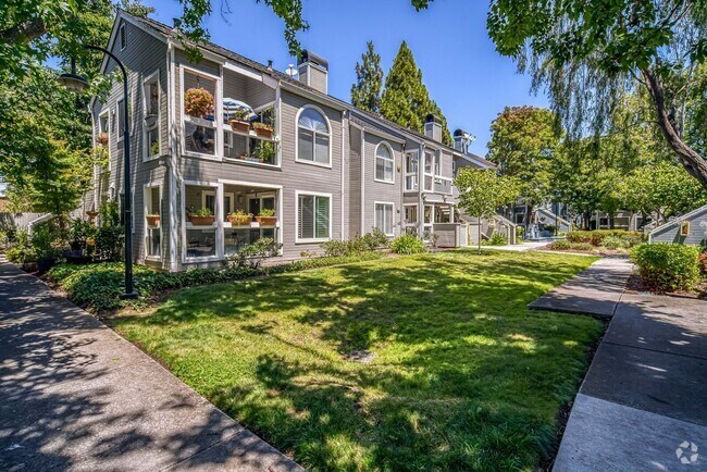 Building Photo - Charming 2-bedroom in Redwood Shores - $3,... Rental