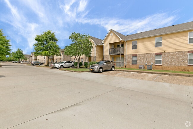Exterior - Parkview Apartments