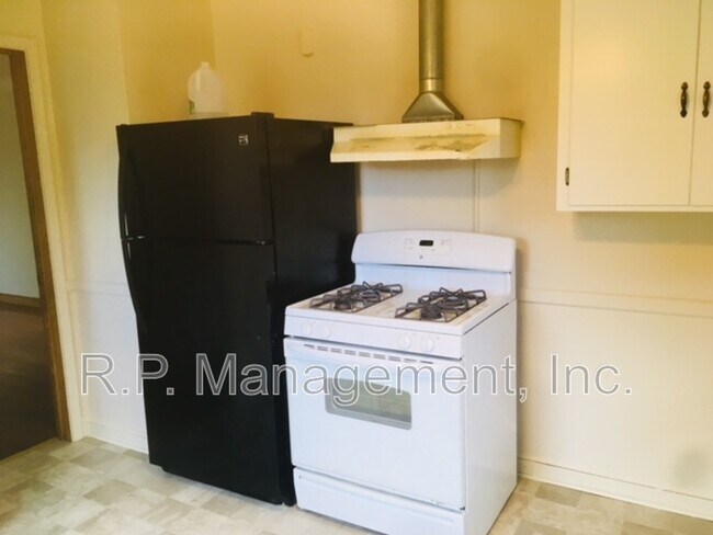 Photo - 1250 Jessamine Ave E Unidad #2